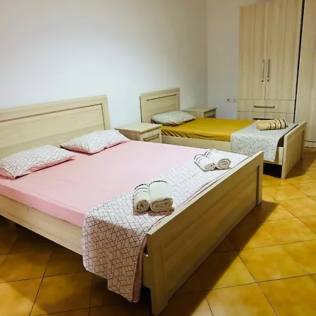 Spacious Coastal Retreat - Near Durres *