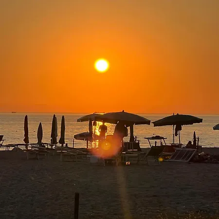 Spacious Coastal Retreat - Near Durres Appartement Golem (Tirana)