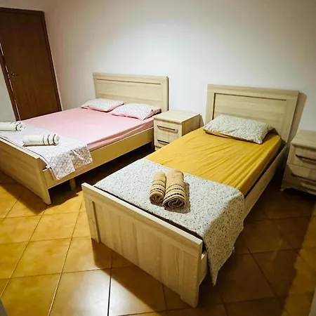 Daire Spacious Coastal Retreat - Near Durres