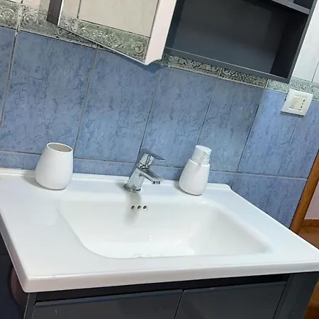 Spacious Coastal Retreat - Near Durres *